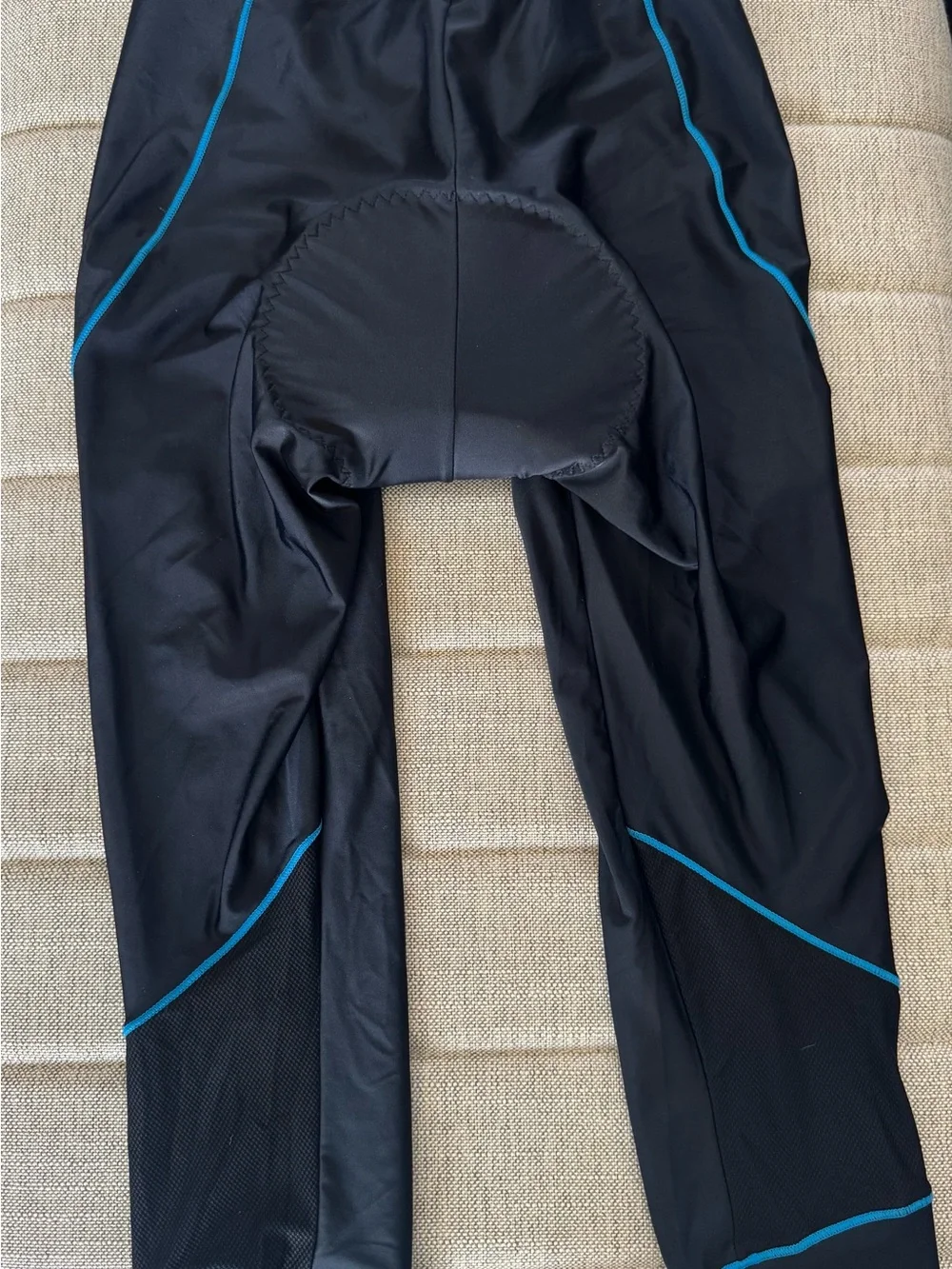 NWT 4UCycling Woman’s Padded Cycling Capris - Black w Blue trim